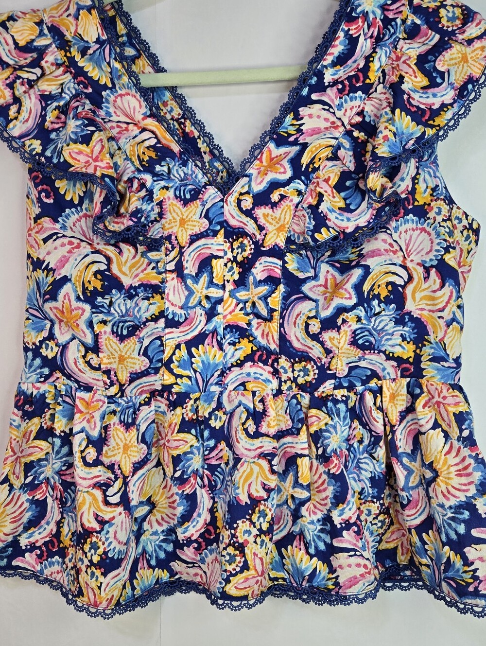 Nanette Lepore Size S Feminine Floral Blue Lace Trim Peplum Top
